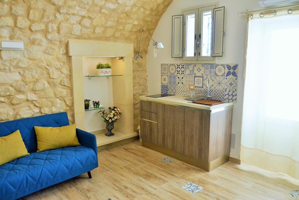 Al Borgo Dell'Arte Suite Шикли Экстерьер фото